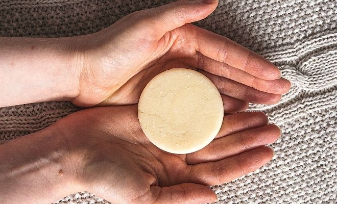 10 Interesting Results of Switching to Natural Shampoo Bars